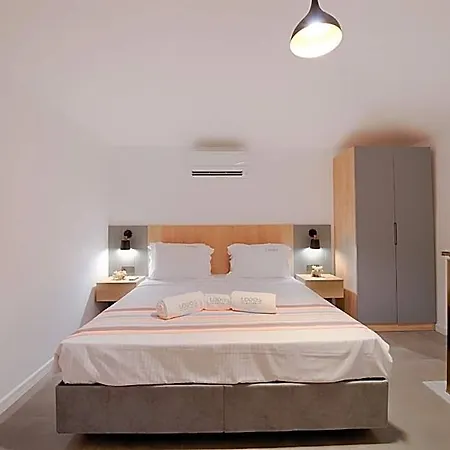 Szálloda Lodos