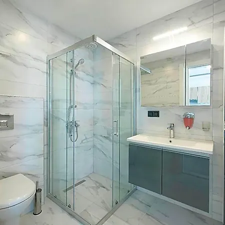 Szálloda Lodos 5*